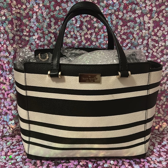 Kate Spade Matching Set - Picture 7 of 16